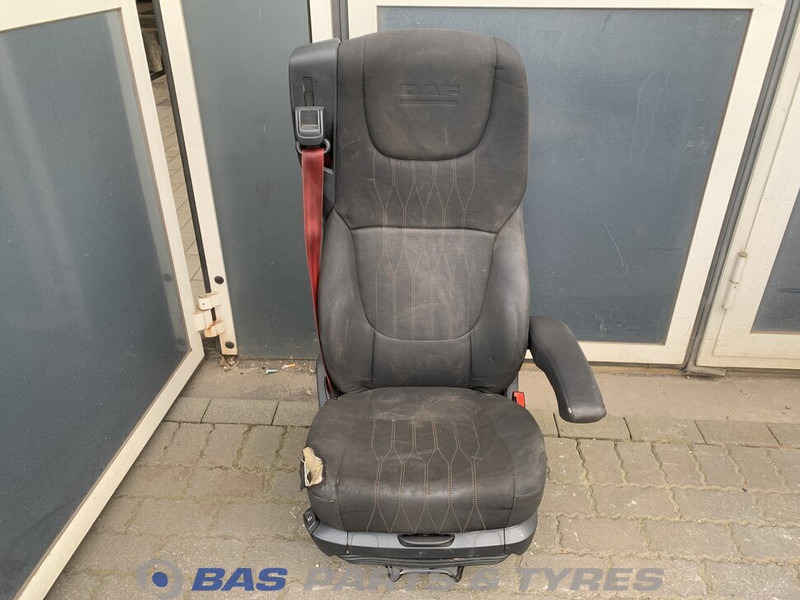 DAF CF Euro 6 - Сиденье для Грузовиков: фото 1 DAF CF Euro 6 - Сиденье для Грузовиков: фото 1