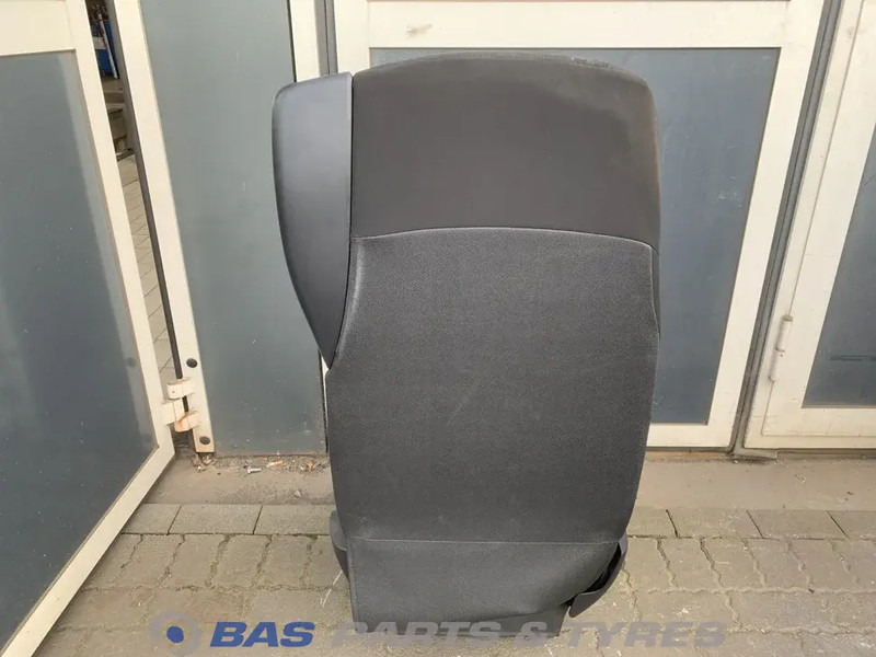 DAF CF Euro 6 - Сиденье для Грузовиков: фото 3 DAF CF Euro 6 - Сиденье для Грузовиков: фото 3