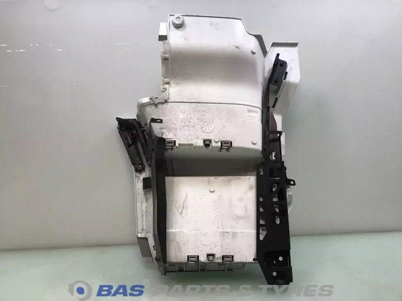 DAF XF G2 Opstap Links DAF 2237310 - Кузов и экстерьер для Грузовиков: фото 2 DAF XF G2 Opstap Links DAF 2237310 - Кузов и экстерьер для Грузовиков: фото 2