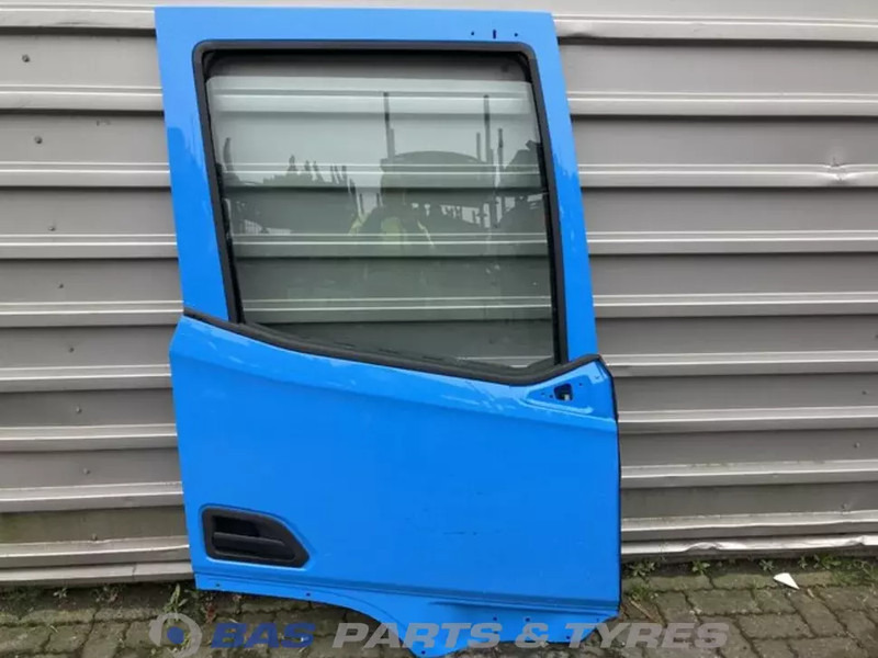 DAF XG - Дверь и запчасти для Грузовиков: фото 1 DAF XG - Дверь и запчасти для Грузовиков: фото 1