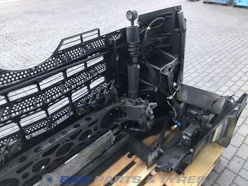 Mercedes-Benz Actros MP4 Bumper Mercedes A 960 310 23 22 - Бампер для Грузовиков: фото 4 Mercedes-Benz Actros MP4 Bumper Mercedes A 960 310 23 22 - Бампер для Грузовиков: фото 4