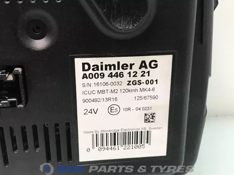 Mercedes-Benz Actros MP4 Instrumentenpaneel Mercedes A 008 446 69 21 - Приборная панель для Грузовиков: фото 3 Mercedes-Benz Actros MP4 Instrumentenpaneel Mercedes A 008 446 69 21 - Приборная панель для Грузовиков: фото 3