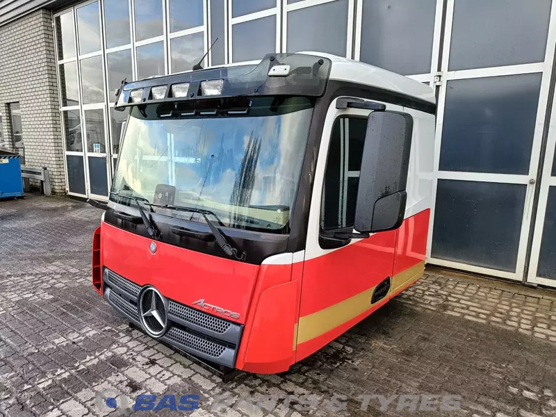 Mercedes-Benz Actros MP4 - Кабина и интерьер для Грузовиков: фото 1 Mercedes-Benz Actros MP4 - Кабина и интерьер для Грузовиков: фото 1