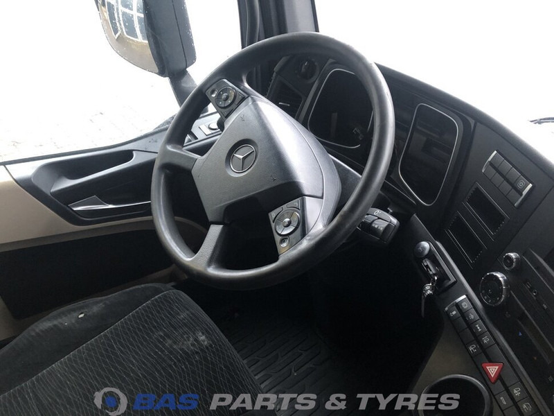 Mercedes-Benz Actros MP4 - Кабина и интерьер для Грузовиков: фото 5 Mercedes-Benz Actros MP4 - Кабина и интерьер для Грузовиков: фото 5