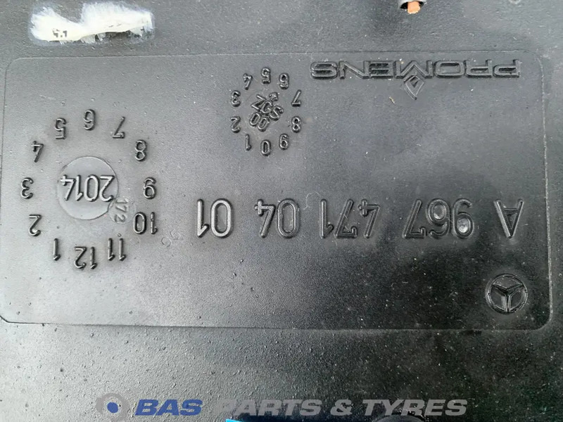 Mercedes-Benz Brandstoftank Mercedes 120 Liter A 967 471 04 01 - Топливный бак для Грузовиков: фото 5 Mercedes-Benz Brandstoftank Mercedes 120 Liter A 967 471 04 01 - Топливный бак для Грузовиков: фото 5