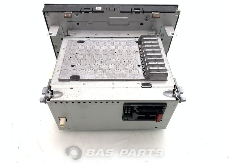 Mercedes-Benz - Кабина и интерьер для Грузовиков: фото 2 Mercedes-Benz - Кабина и интерьер для Грузовиков: фото 2