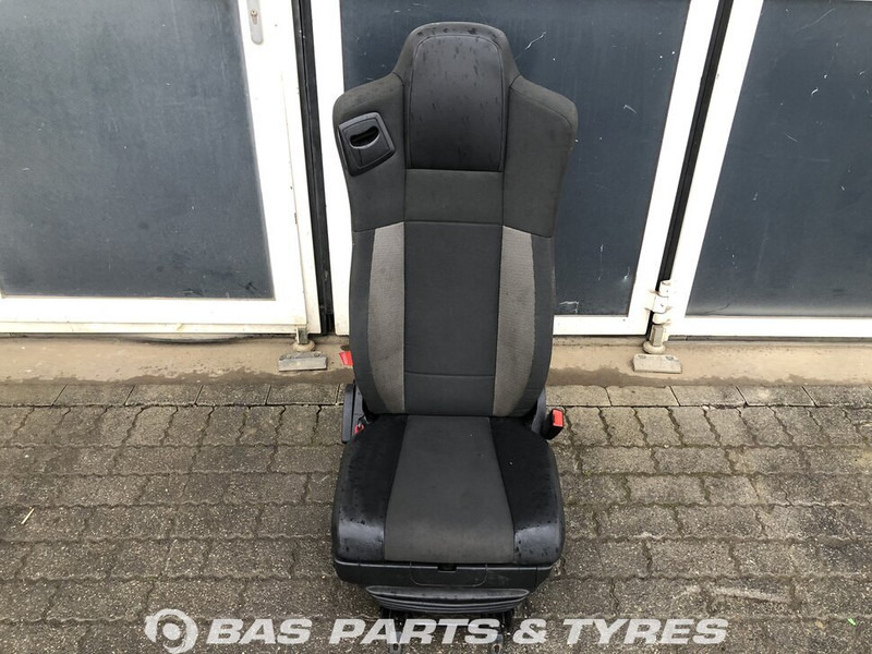 Renault D-Serie Bijrijdersstoel Renault 7421876318 - Сиденье для Грузовиков: фото 1 Renault D-Serie Bijrijdersstoel Renault 7421876318 - Сиденье для Грузовиков: фото 1