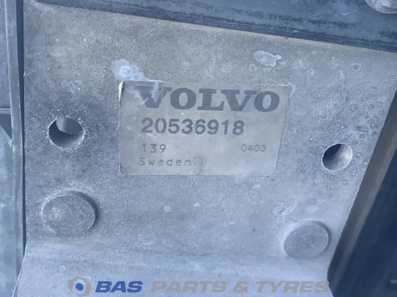 Volvo FM2 - Радиатор для Грузовиков: фото 4 Volvo FM2 - Радиатор для Грузовиков: фото 4