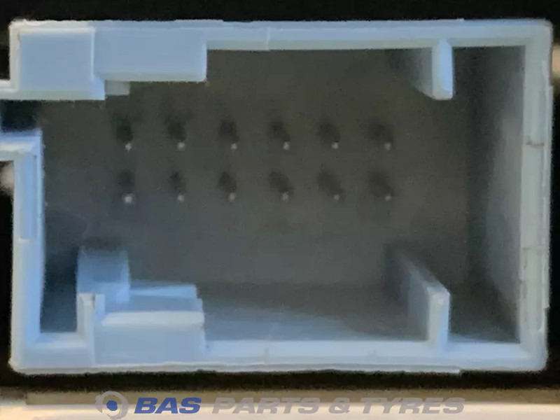 Volvo FMX Euro 6 Instrumentenpaneel Volvo 21589170 - Приборная панель для Грузовиков: фото 3 Volvo FMX Euro 6 Instrumentenpaneel Volvo 21589170 - Приборная панель для Грузовиков: фото 3