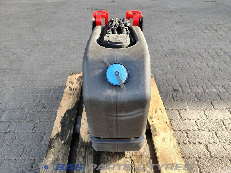 Scania Scania AdBlue tank 2919673 - Запчасти для Грузовиков: фото 1 Scania Scania AdBlue tank 2919673 - Запчасти для Грузовиков: фото 1