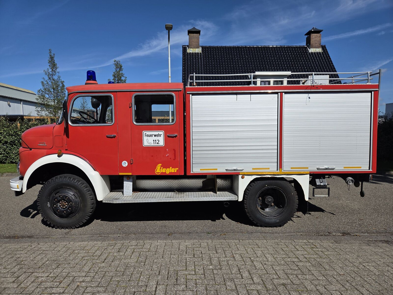 Mercedes-Benz LAF 1113 B 4X4 Turbo Diesel (170 PK) brandweerwagen - Пожарная машина: фото 1 Mercedes-Benz LAF 1113 B 4X4 Turbo Diesel (170 PK) brandweerwagen - Пожарная машина: фото 1