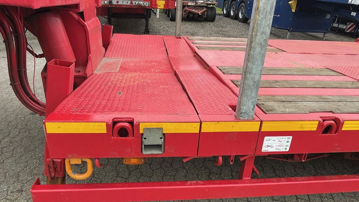 Nooteboom MCO-109-07V 2 x extention - Низкорамный полуприцеп: фото 4 Nooteboom MCO-109-07V 2 x extention - Низкорамный полуприцеп: фото 4