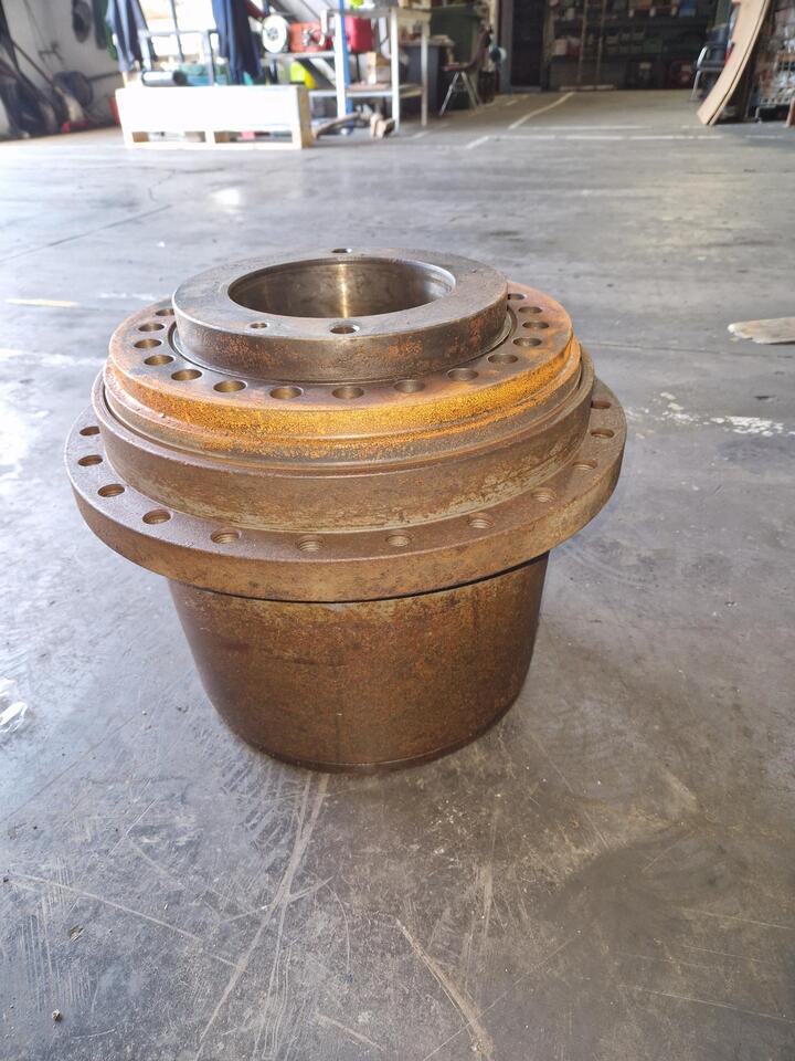 LIEBHERR R944B  - Бортовой редуктор для Экскаваторов: фото 1 LIEBHERR R944B  - Бортовой редуктор для Экскаваторов: фото 1