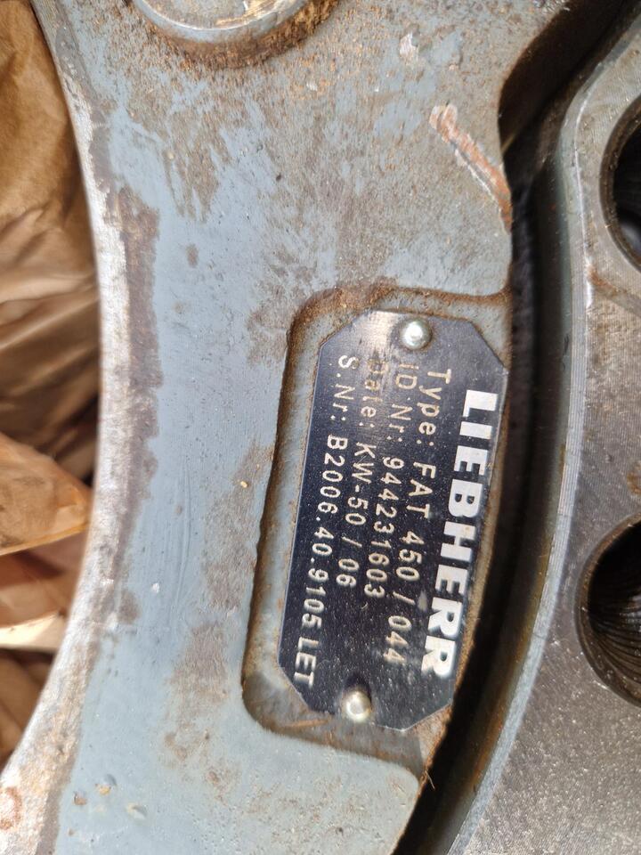 Mando Final Liebherr R954 li  - Бортовой редуктор для Экскаваторов: фото 1 Mando Final Liebherr R954 li  - Бортовой редуктор для Экскаваторов: фото 1