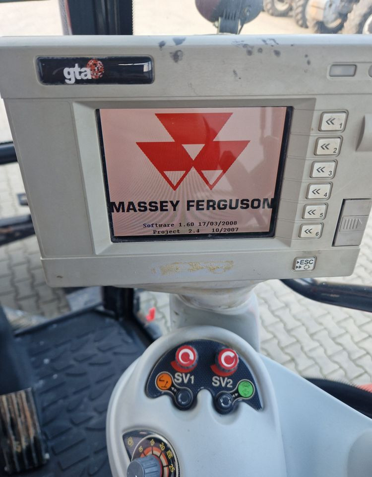 Трактор Ciągnik Massey Ferguson MF 7480 TV 2008 Massey Ferguson 7480 Dyna-TV: фото 8 Трактор Ciągnik Massey Ferguson MF 7480 TV 2008 Massey Ferguson 7480 Dyna-TV: фото 8