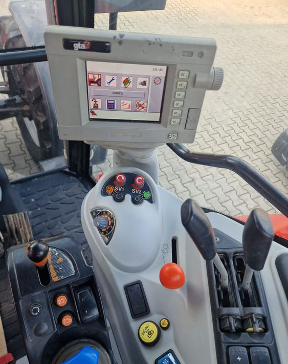 Трактор Ciągnik Massey Ferguson MF 7480 TV 2008 Massey Ferguson 7480 Dyna-TV: фото 9 Трактор Ciągnik Massey Ferguson MF 7480 TV 2008 Massey Ferguson 7480 Dyna-TV: фото 9