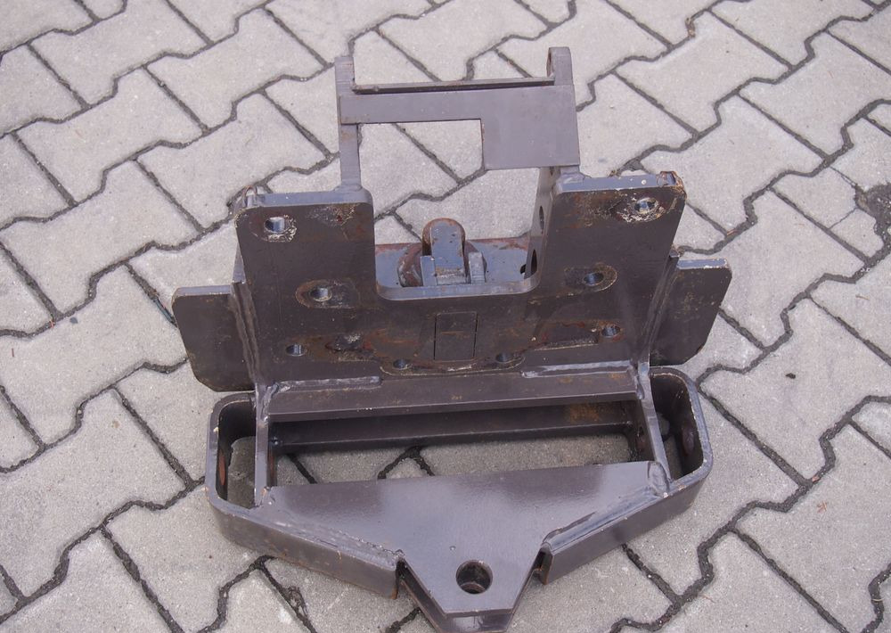 Części do Ciągnika Massey Ferguson MF 3000, 6000 Zaczep dolny do MF 3000, 3100, 6000, - Кузов и экстерьер для Сельскохозяйственной техники: фото 2 Części do Ciągnika Massey Ferguson MF 3000, 6000 Zaczep dolny do MF 3000, 3100, 6000, - Кузов и экстерьер для Сельскохозяйственной техники: фото 2