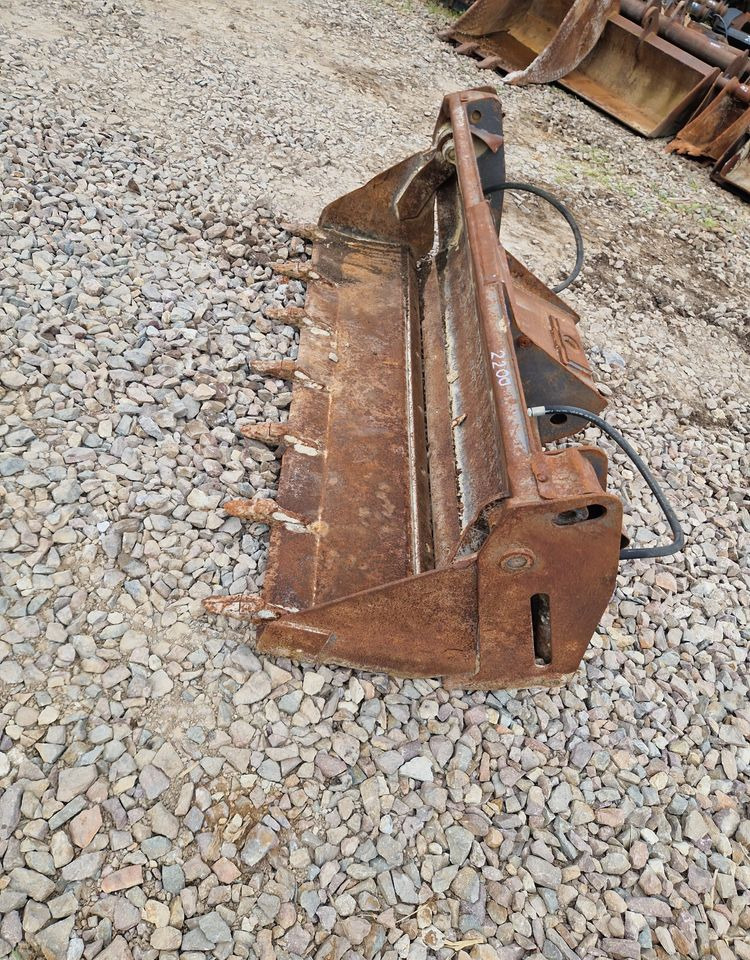 Koparka kołowa Mecalac MECALAC 4w1 lub 3w1 2012 Łyżka 4w1 Mecalac 10, 12 - Ковш для экскаватора для Строительной техники: фото 3 Koparka kołowa Mecalac MECALAC 4w1 lub 3w1 2012 Łyżka 4w1 Mecalac 10, 12 - Ковш для экскаватора для Строительной техники: фото 3