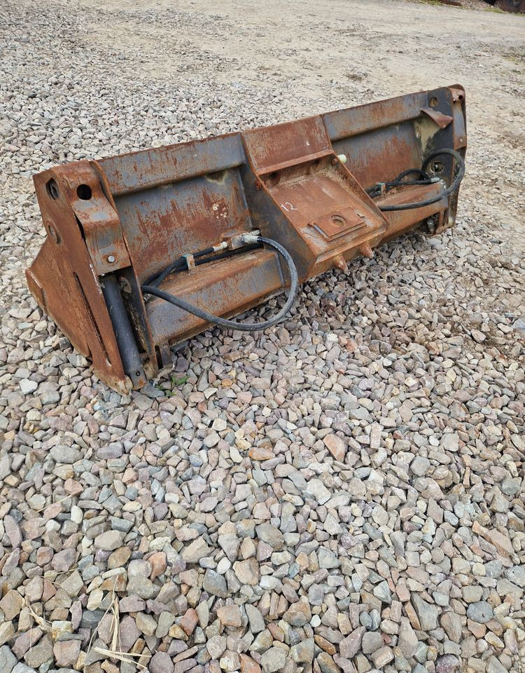 Koparka kołowa Mecalac MECALAC 4w1 lub 3w1 2012 Łyżka 4w1 Mecalac 10, 12 - Ковш для экскаватора для Строительной техники: фото 1 Koparka kołowa Mecalac MECALAC 4w1 lub 3w1 2012 Łyżka 4w1 Mecalac 10, 12 - Ковш для экскаватора для Строительной техники: фото 1