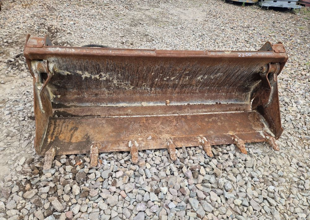 Koparka kołowa Mecalac MECALAC 4w1 lub 3w1 2012 Łyżka 4w1 Mecalac 10, 12 - Ковш для экскаватора для Строительной техники: фото 5 Koparka kołowa Mecalac MECALAC 4w1 lub 3w1 2012 Łyżka 4w1 Mecalac 10, 12 - Ковш для экскаватора для Строительной техники: фото 5