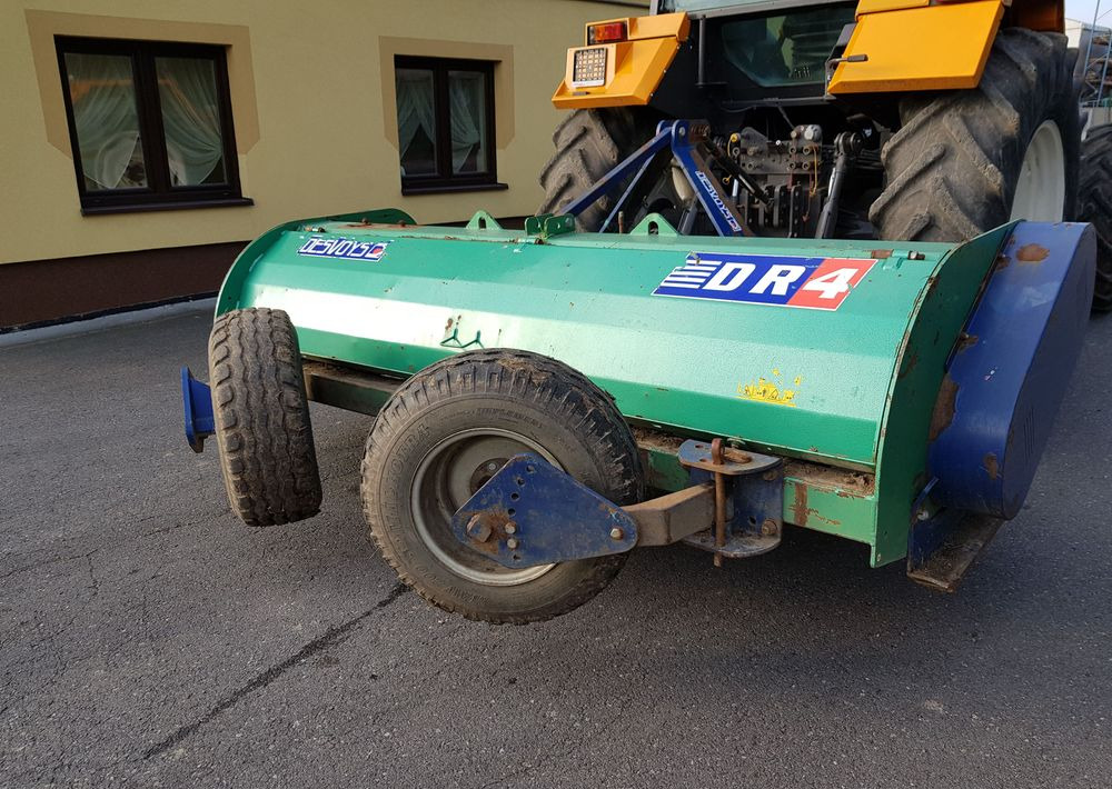 Kosiarka bijakowa Desvoys BH DR4 2011 - Косилка-измельчитель: фото 2 Kosiarka bijakowa Desvoys BH DR4 2011 - Косилка-измельчитель: фото 2