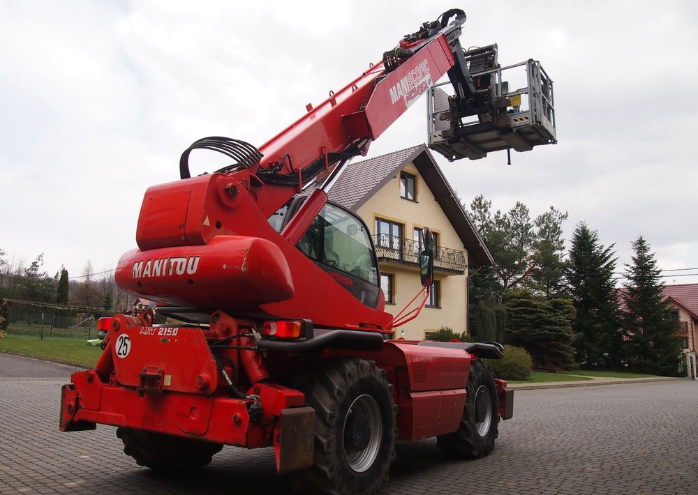 Ładowarka teleskopowa Manitou MRT 2150 Privilege MANITOU ważne UDT - Телескопический погрузчик: фото 5 Ładowarka teleskopowa Manitou MRT 2150 Privilege MANITOU ważne UDT - Телескопический погрузчик: фото 5