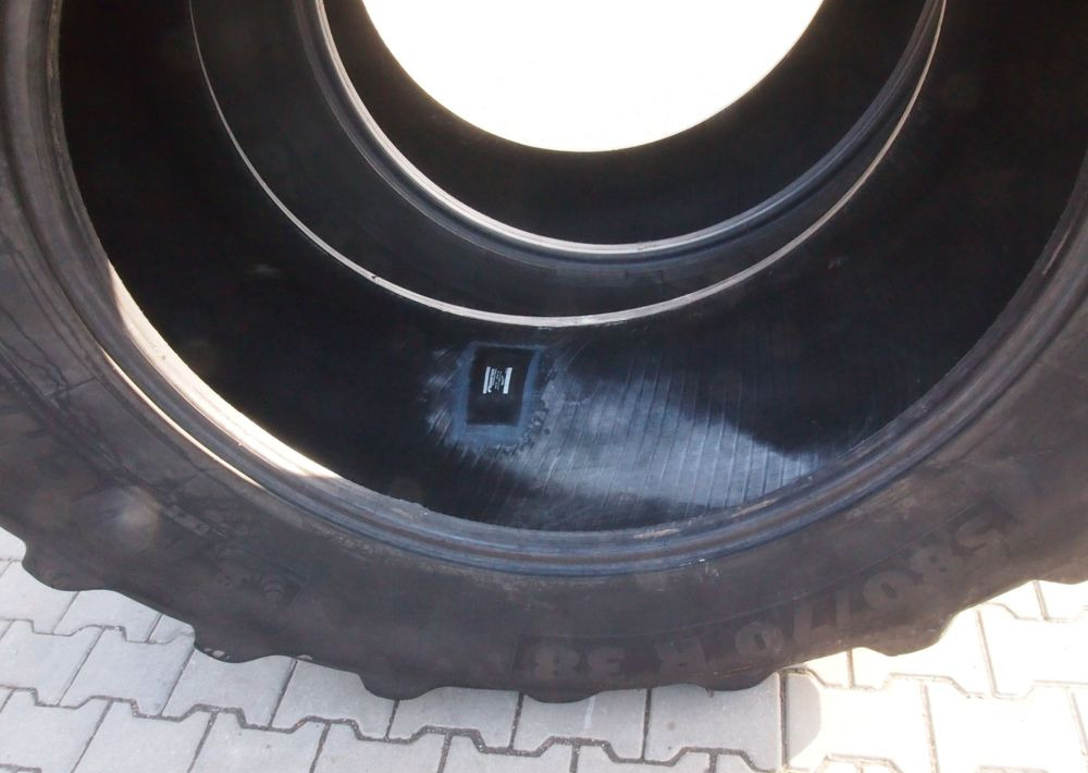 Opony Michelin 20,4R38 Opony rolnicze MICHELIN 580/70R38 - Шина: фото 3 Opony Michelin 20,4R38 Opony rolnicze MICHELIN 580/70R38 - Шина: фото 3