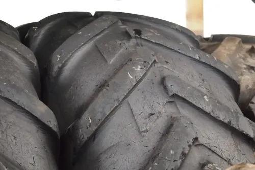 Opony Michelin 20,8R38 - Шина: фото 1 Opony Michelin 20,8R38 - Шина: фото 1