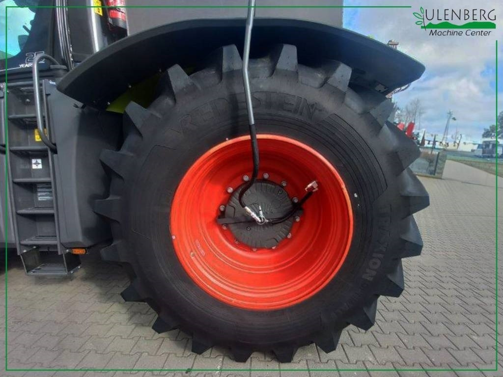 Claas XERION 5000 - Трактор: фото 4 Claas XERION 5000 - Трактор: фото 4