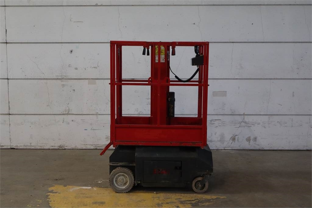 Bravi Lui Mini HD  - Вертикальный мачтовый подъемник: фото 1 Bravi Lui Mini HD  - Вертикальный мачтовый подъемник: фото 1