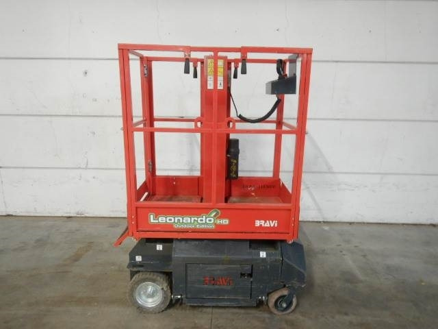 Bravi Lui Mini HD  - Вертикальный мачтовый подъемник: фото 1 Bravi Lui Mini HD  - Вертикальный мачтовый подъемник: фото 1