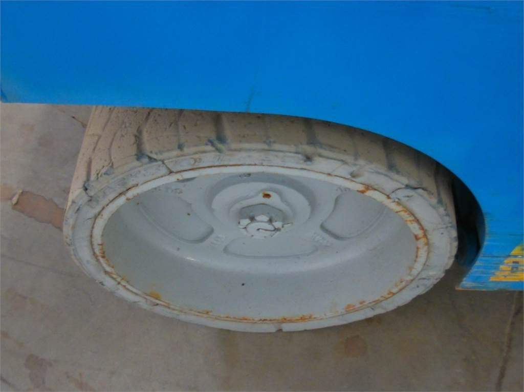 Ножничный подъемник Genie GS2032: фото 12