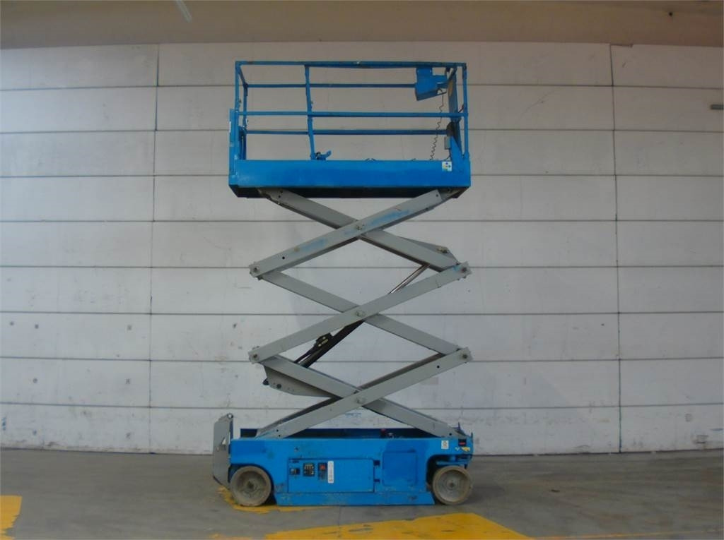 Ножничный подъемник Genie GS2032: фото 6 Ножничный подъемник Genie GS2032: фото 6