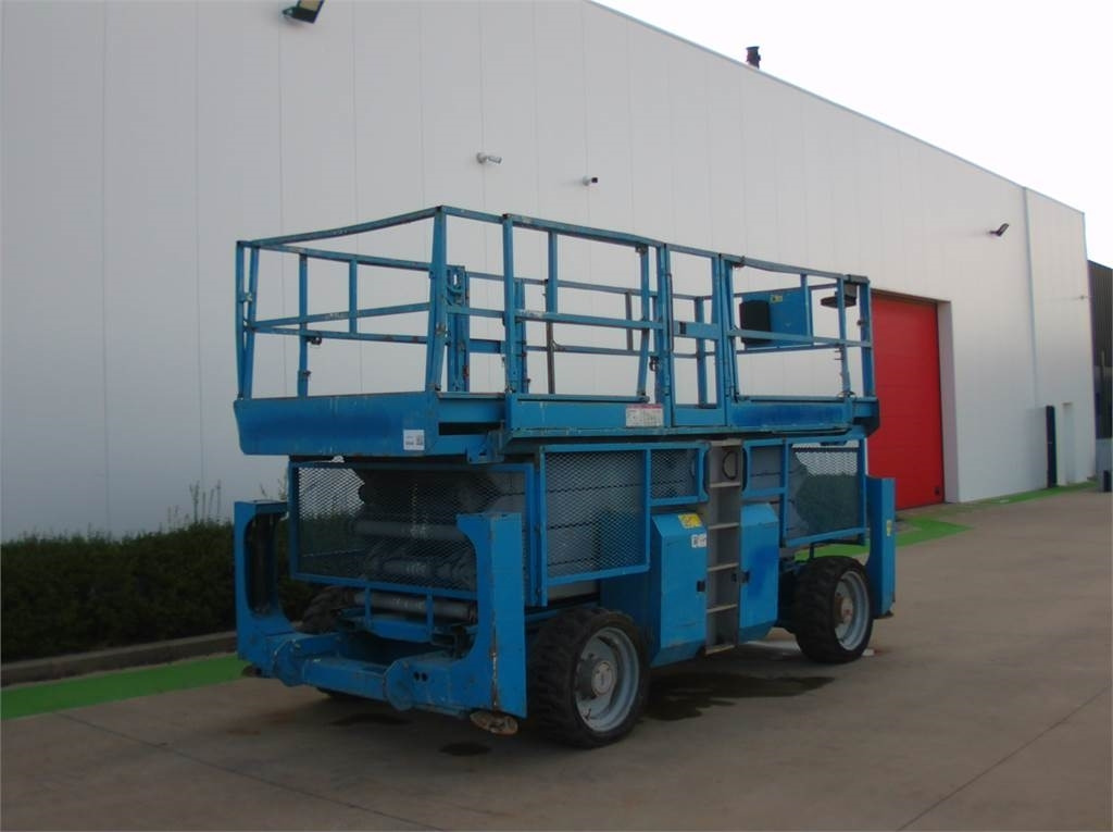 Genie GS4390RT - Ножничный подъемник: фото 2 Genie GS4390RT - Ножничный подъемник: фото 2