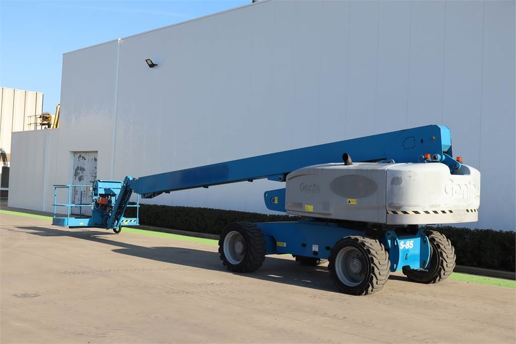 Genie S85  - Телескопический подъемник: фото 3 Genie S85  - Телескопический подъемник: фото 3