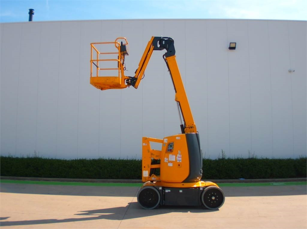 Коленчатый подъемник Haulotte HA12CJ+: фото 6 Коленчатый подъемник Haulotte HA12CJ+: фото 6