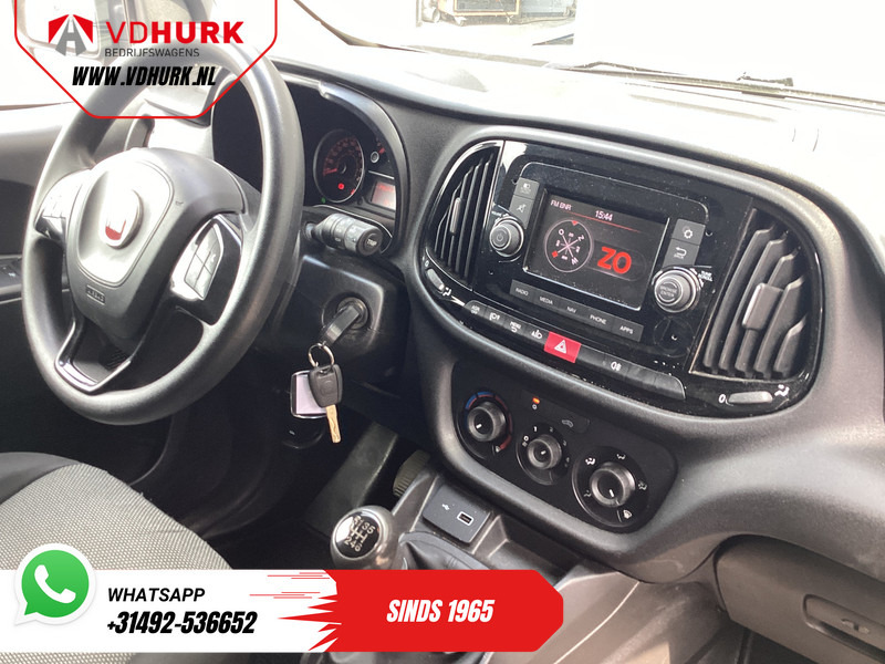 Fiat Dobló Cargo 1.6 MJ 105 pk 3Pers./ Airco/ Cruise/ Navi/ Trekhaak - Легковой фургон: фото 3 Fiat Dobló Cargo 1.6 MJ 105 pk 3Pers./ Airco/ Cruise/ Navi/ Trekhaak - Легковой фургон: фото 3
