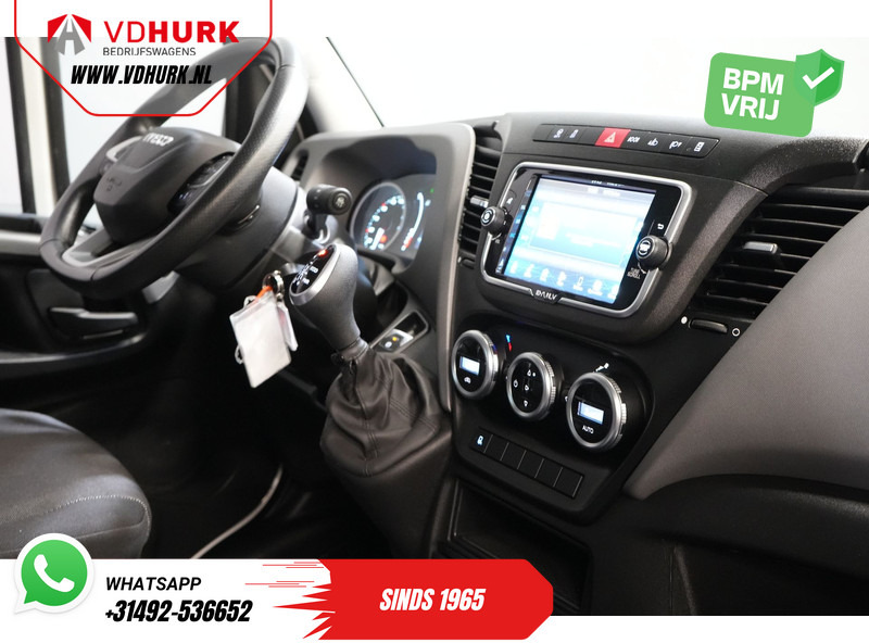Iveco Daily 35S18HV 3.0 Aut. ZF BPM VRIJ! Bakwagen Laadklep/ LED/ Spoiler/ 3.5T Trekverm./ Gev.stoel/ Adapt.Cruise/ Navi/ Carplay/ Climate/ - Фургон с закрытым кузовом: фото 3 Iveco Daily 35S18HV 3.0 Aut. ZF BPM VRIJ! Bakwagen Laadklep/ LED/ Spoiler/ 3.5T Trekverm./ Gev.stoel/ Adapt.Cruise/ Navi/ Carplay/ Climate/ - Фургон с закрытым кузовом: фото 3