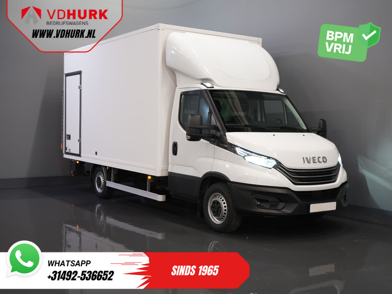 Iveco Daily 35S18HV 3.0 Aut. ZF BPM VRIJ! Bakwagen Laadklep/ Zijdeur/ LED/ Spoiler/ 3.5T trekverm./ Gev.Stoel/ Adapt.Cruise/ Navi/ Carplay/ - Фургон с закрытым кузовом: фото 1 Iveco Daily 35S18HV 3.0 Aut. ZF BPM VRIJ! Bakwagen Laadklep/ Zijdeur/ LED/ Spoiler/ 3.5T trekverm./ Gev.Stoel/ Adapt.Cruise/ Navi/ Carplay/ - Фургон с закрытым кузовом: фото 1