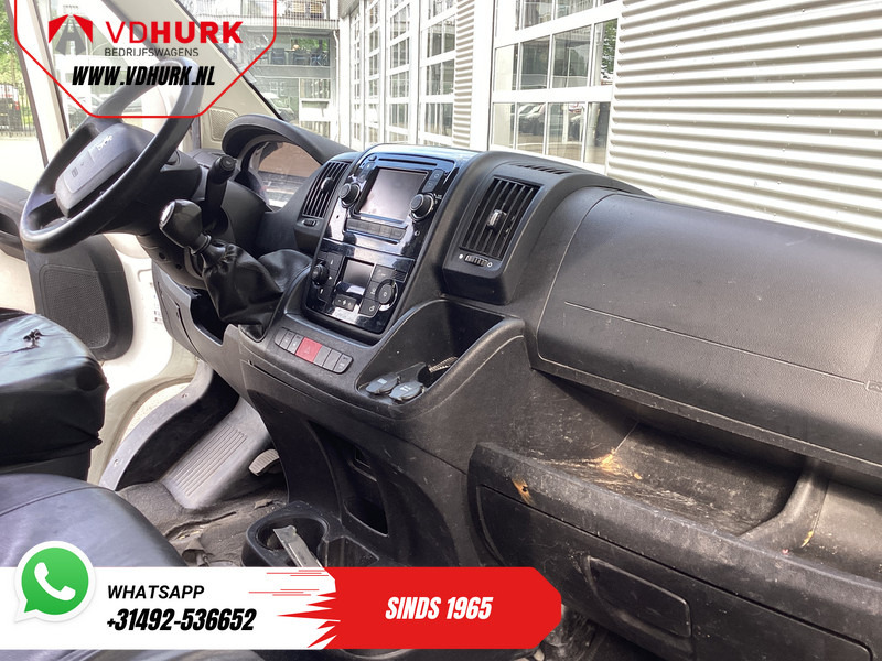 Peugeot Boxer 2.0 HDI 130 pk L2H2 EXPORT ONLY Gev.Stoel/ Climate/ Navi/ Camera/ Cruise/ Trekhaak - Легковой фургон: фото 3 Peugeot Boxer 2.0 HDI 130 pk L2H2 EXPORT ONLY Gev.Stoel/ Climate/ Navi/ Camera/ Cruise/ Trekhaak - Легковой фургон: фото 3