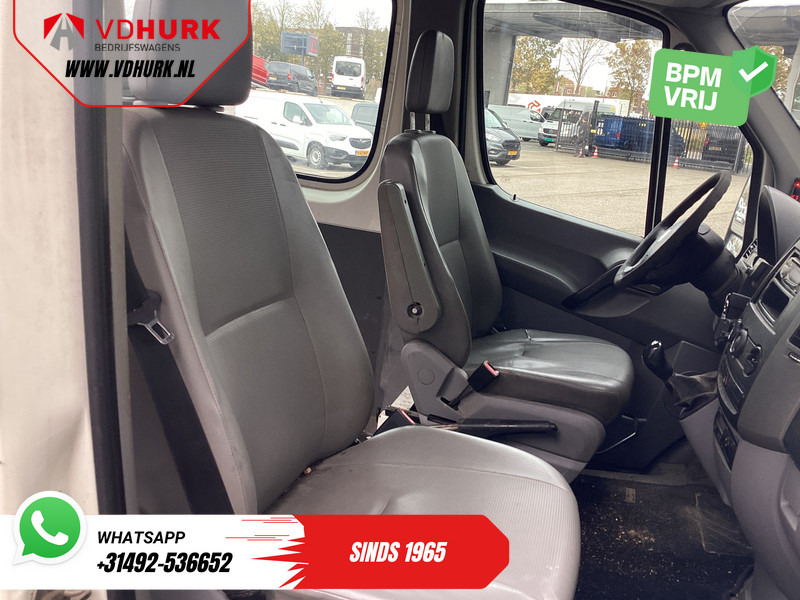 Цельнометаллический фургон, Грузопассажирский фургон Volkswagen Crafter 50 2.5 TDI Aut. L2H2 DC Dubbel Cabine EXPORT 5 cil/ 3.5t Trekverm./ Airco/ 6 Pers./ 270Gr.Deuren/ Trekhaak: фото 12