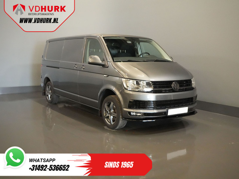 Volkswagen Transporter 2.0 TDI 150 pk DSG Aut. L2 BPM VRIJ! Carplay/ 2.5t Trekverm./ LMV/ Cruise/ Navi/ Trekhaak - Легковой фургон: фото 1 Volkswagen Transporter 2.0 TDI 150 pk DSG Aut. L2 BPM VRIJ! Carplay/ 2.5t Trekverm./ LMV/ Cruise/ Navi/ Trekhaak - Легковой фургон: фото 1