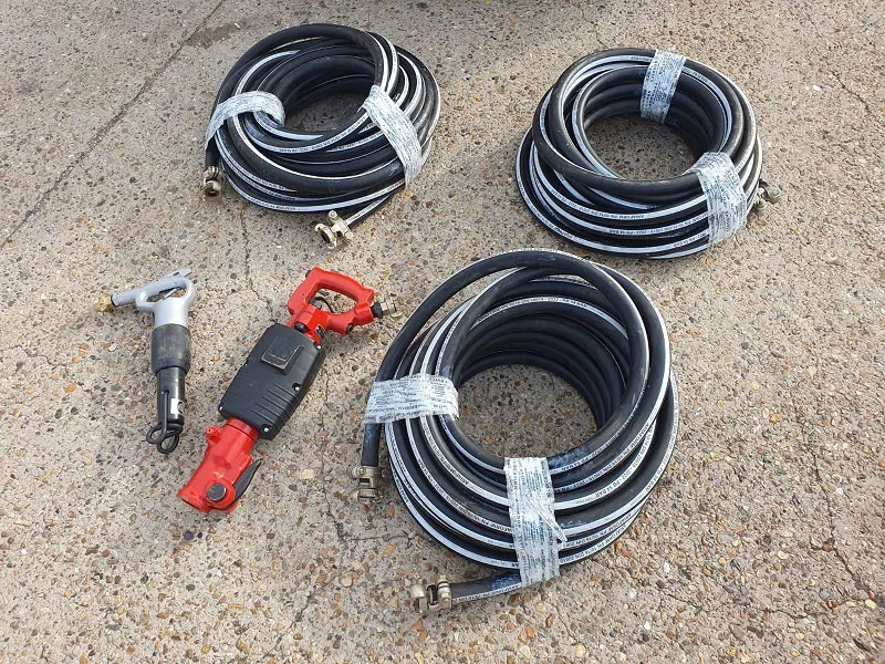 Atlas-Copco Atlas Copco XAS97 -stock id100 - Воздушный компрессор: фото 2 Atlas-Copco Atlas Copco XAS97 -stock id100 - Воздушный компрессор: фото 2