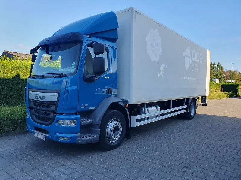 DAF LF 280 - Грузовик с закрытым кузовом: фото 2 DAF LF 280 - Грузовик с закрытым кузовом: фото 2