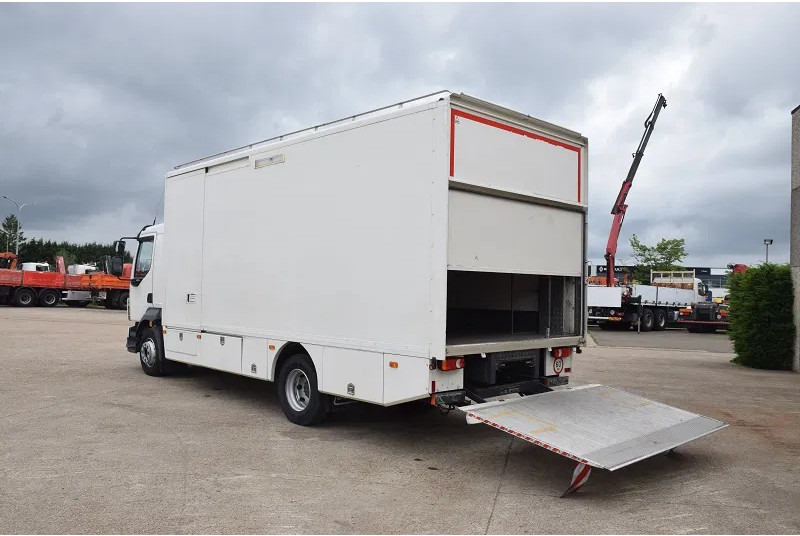 Volvo FL 240 - Грузовик с закрытым кузовом: фото 4 Volvo FL 240 - Грузовик с закрытым кузовом: фото 4