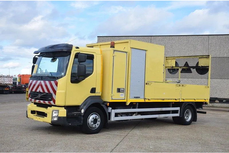 Volvo FL 250 - Грузовик бортовой/ Платформа: фото 3 Volvo FL 250 - Грузовик бортовой/ Платформа: фото 3