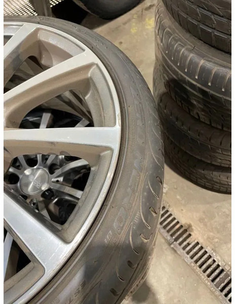Pirelli *Brock velgen met Pirelli banden *235/35 ZR19 - Шины и диски для Легковых автомобилей: фото 3 Pirelli *Brock velgen met Pirelli banden *235/35 ZR19 - Шины и диски для Легковых автомобилей: фото 3