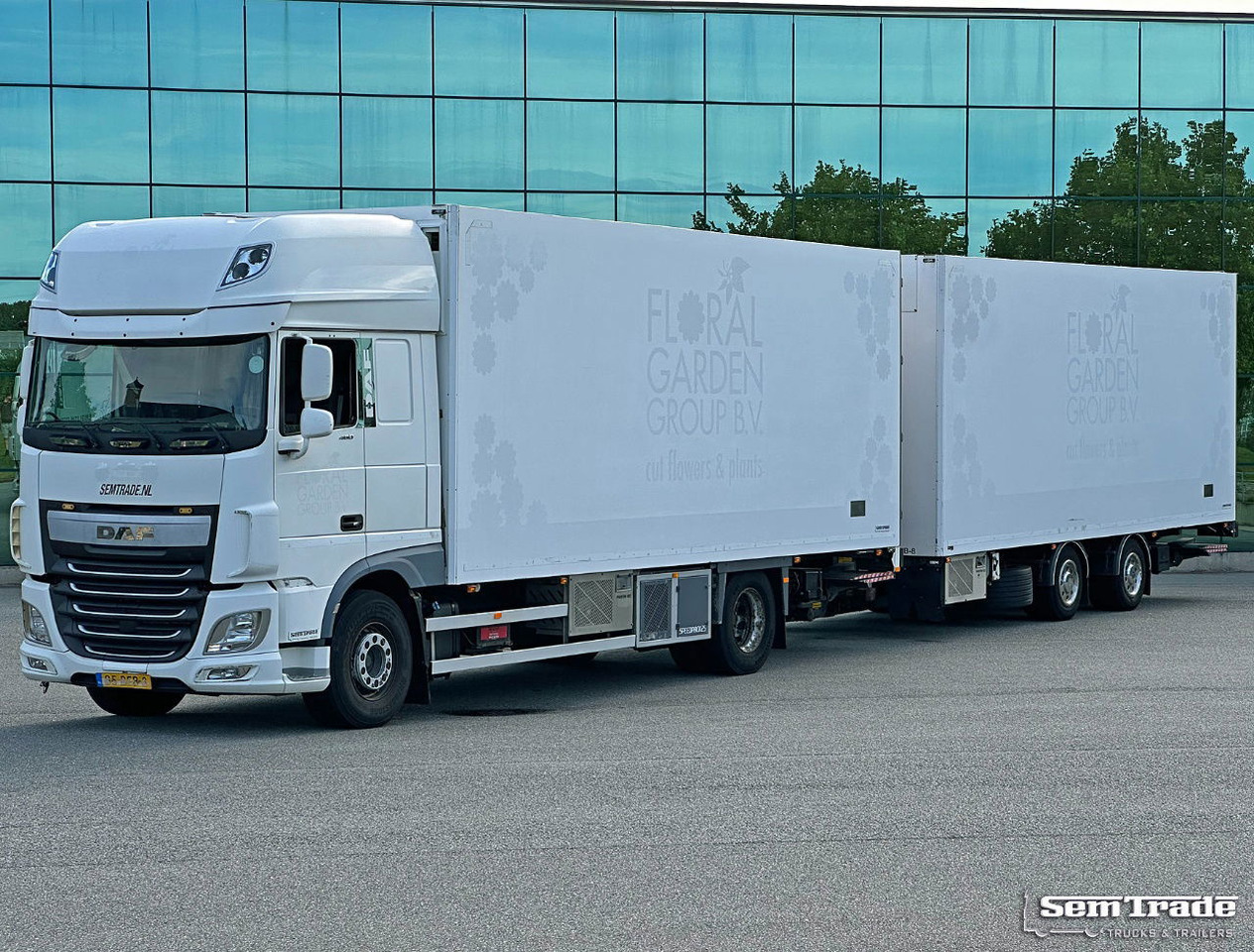 DAF XF 460 SSC Only 636.000 KM Tail Lift Cooling TOP Condition Holland-Combi - Рефрижератор: фото 1 DAF XF 460 SSC Only 636.000 KM Tail Lift Cooling TOP Condition Holland-Combi - Рефрижератор: фото 1