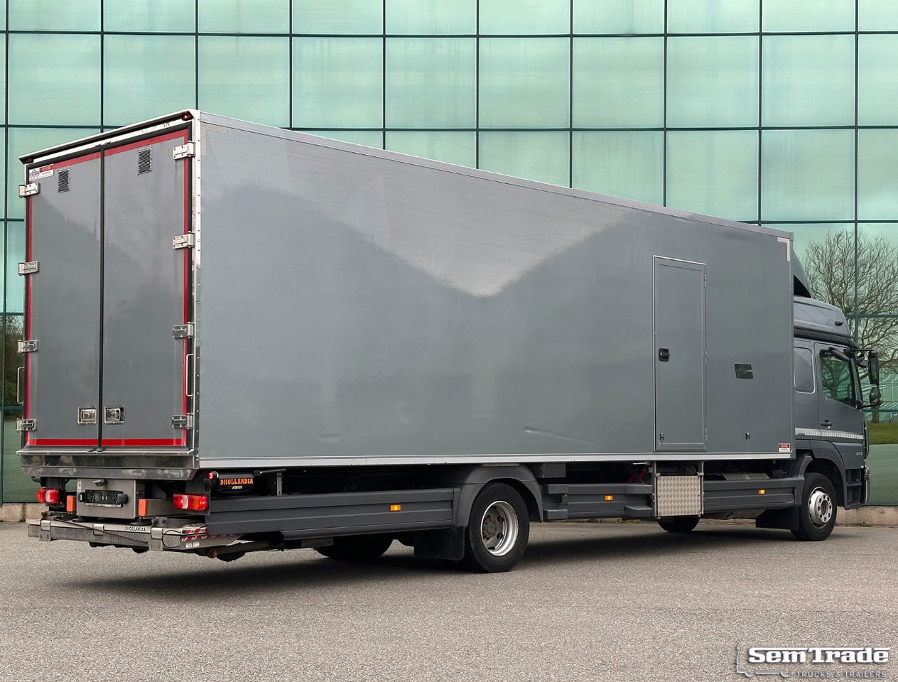 Mercedes-Benz Atego 1221 Euro 6 Isolated BOX + Heater Side Door Tail Lift 336.00 - Грузовик с закрытым кузовом: фото 4 Mercedes-Benz Atego 1221 Euro 6 Isolated BOX + Heater Side Door Tail Lift 336.00 - Грузовик с закрытым кузовом: фото 4
