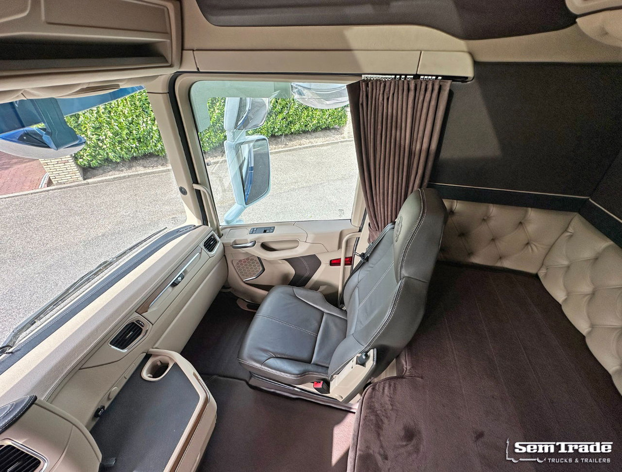 Рефрижератор Scania S650 V8 NGS Only 193.000 KM Full Options FullY Isolated Body Special Show Truck / Combi NEW Condition: фото 23 Рефрижератор Scania S650 V8 NGS Only 193.000 KM Full Options FullY Isolated Body Special Show Truck / Combi NEW Condition: фото 23